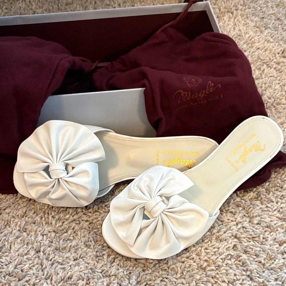 Bruno Magli Cream Women's Slippers with Bow
